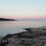 Mirta 1