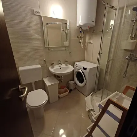 Mirta 1 Apartman *