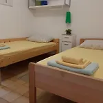 Mirta 1 Apartman Pavicini