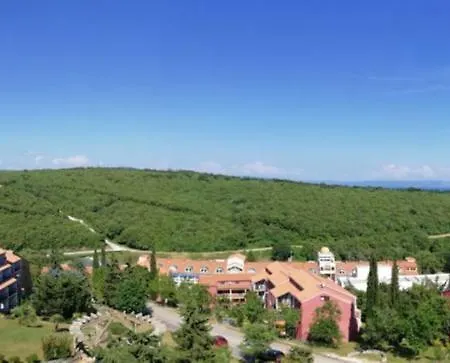 Mirta 1 Apartment *